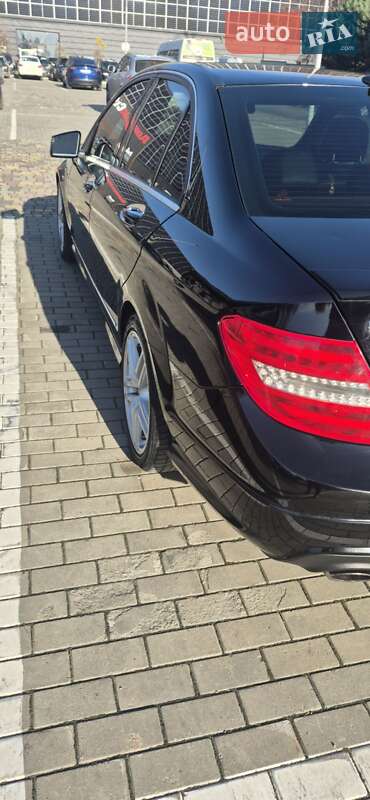 Седан Mercedes-Benz C-Class 2014 в Луцьку