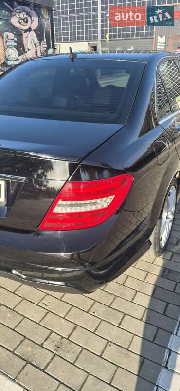 Седан Mercedes-Benz C-Class 2014 в Луцьку