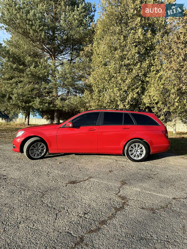 Універсал Mercedes-Benz C-Class 2012 в Надвірній