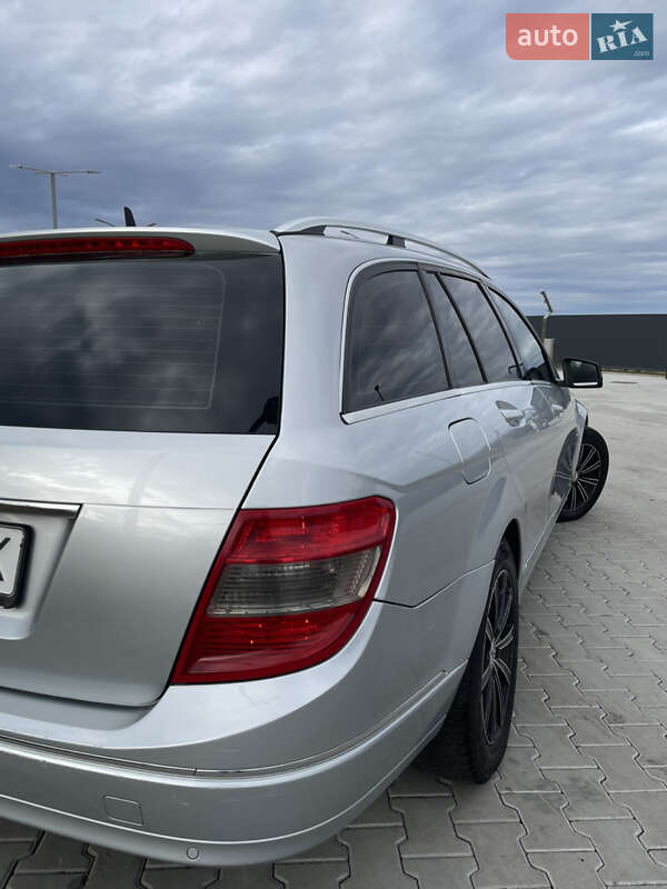 Універсал Mercedes-Benz C-Class 2008 в Волочиську фото 9 Універсал Mercedes-Benz C-Class 2008 в Волочиську