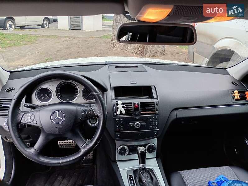 Универсал Mercedes-Benz C-Class 2009 в Коцюбинском