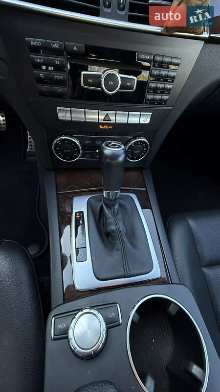 Седан Mercedes-Benz C-Class 2014 в Одесі фото 17 Седан Mercedes-Benz C-Class 2014 в Одесі