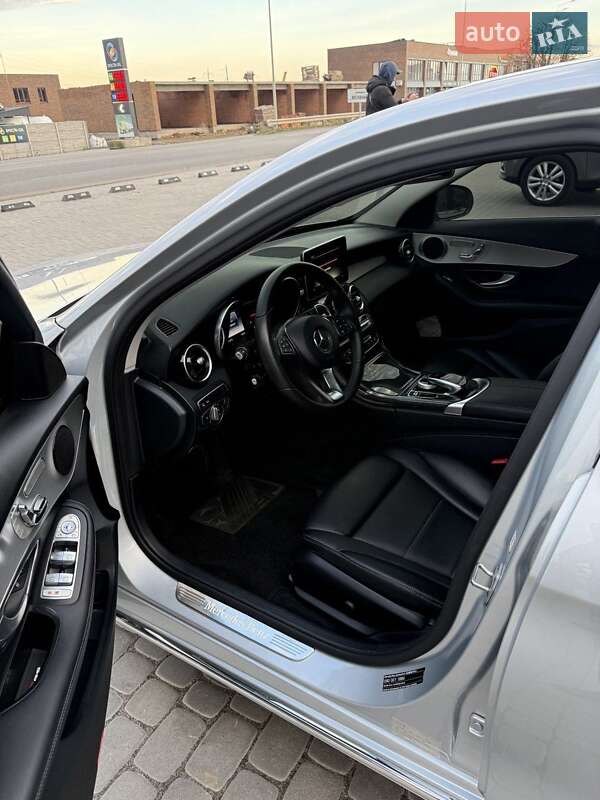 Седан Mercedes-Benz C-Class 2016 в Виннице фото 20 Седан Mercedes-Benz C-Class 2016 в Виннице