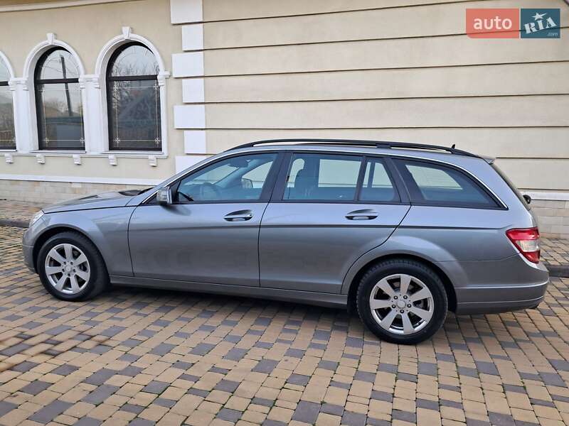 Универсал Mercedes-Benz C-Class 2008 в Могилев-Подольске