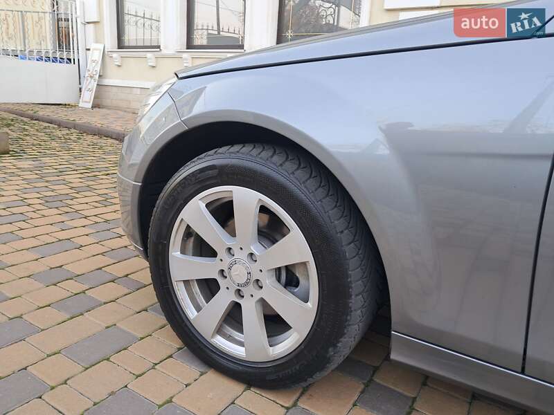 Универсал Mercedes-Benz C-Class 2008 в Могилев-Подольске