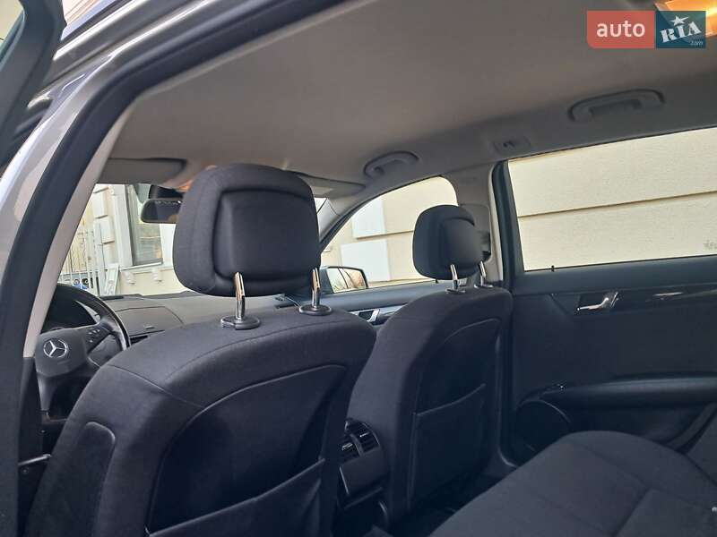 Универсал Mercedes-Benz C-Class 2008 в Могилев-Подольске