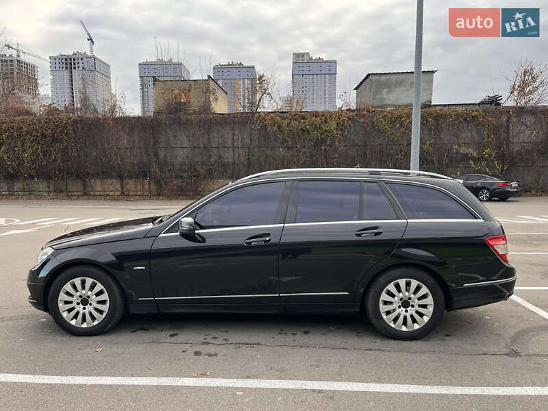 Универсал Mercedes-Benz C-Class 2011 в Киеве фото 2 Универсал Mercedes-Benz C-Class 2011 в Киеве