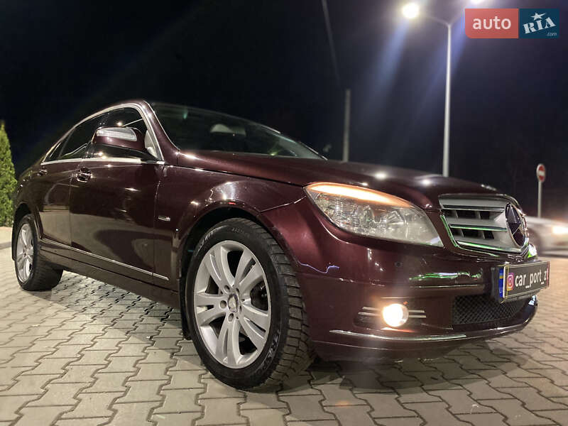 Седан Mercedes-Benz C-Class 2008 в Житомирі