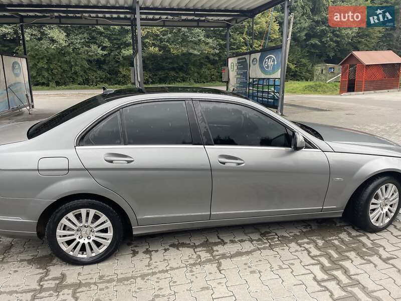Седан Mercedes-Benz C-Class 2007 в Тячеве