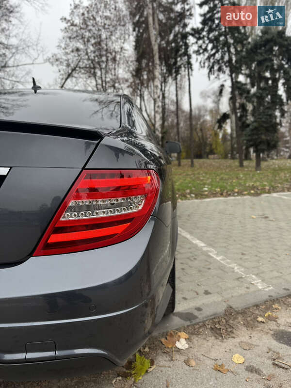 Купе Mercedes-Benz C-Class 2012 в Запоріжжі