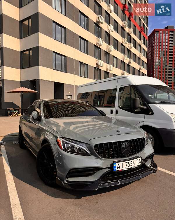 Седан Mercedes-Benz C-Class 2015 в Киеве