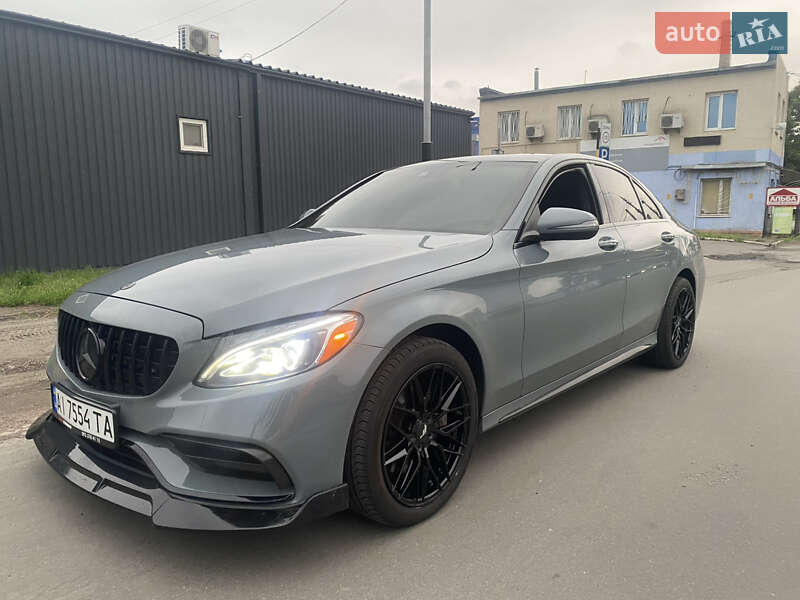 Седан Mercedes-Benz C-Class 2015 в Киеве