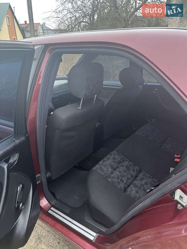 Седан Mercedes-Benz C-Class 1999 в Дрогобичі