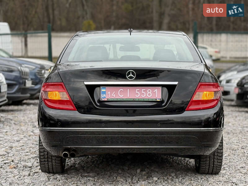 Седан Mercedes-Benz C-Class 2010 в Вінниці