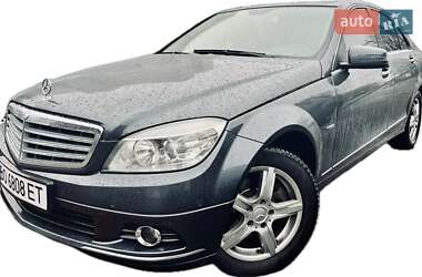 Седан Mercedes-Benz C-Class 2010 в Тернополе