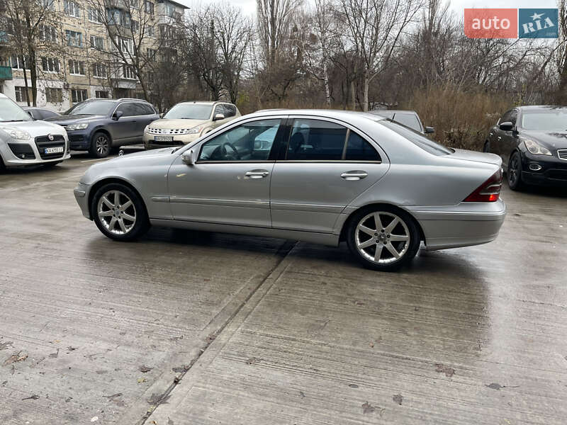 Седан Mercedes-Benz C-Class 2000 в Києві фото 4 Седан Mercedes-Benz C-Class 2000 в Києві
