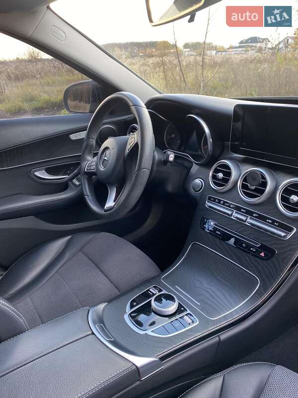 Седан Mercedes-Benz C-Class 2017 в Виннице фото 30 Седан Mercedes-Benz C-Class 2017 в Виннице