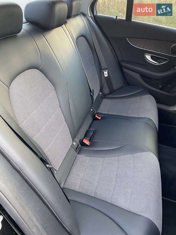 Седан Mercedes-Benz C-Class 2017 в Виннице фото 31 Седан Mercedes-Benz C-Class 2017 в Виннице