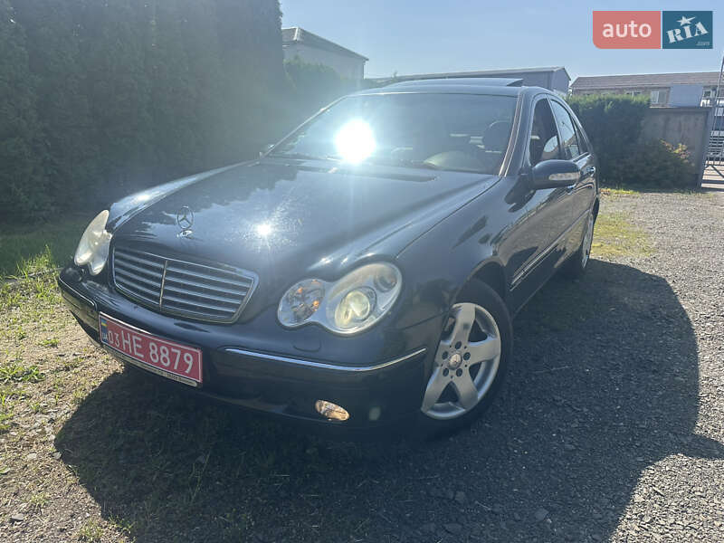 Седан Mercedes-Benz C-Class 2003 в Дерно фото 12 Седан Mercedes-Benz C-Class 2003 в Дерно