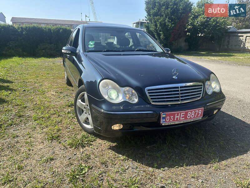 Седан Mercedes-Benz C-Class 2003 в Дерно фото 21 Седан Mercedes-Benz C-Class 2003 в Дерно
