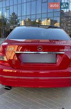 Седан Mercedes-Benz C-Class 2007 в Львове