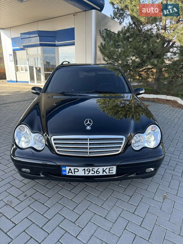 Універсал Mercedes-Benz C-Class 2003 в Запоріжжі фото 2 Універсал Mercedes-Benz C-Class 2003 в Запоріжжі