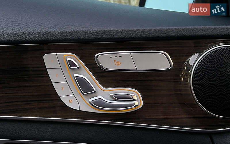 Седан Mercedes-Benz C-Class 2017 в Львові