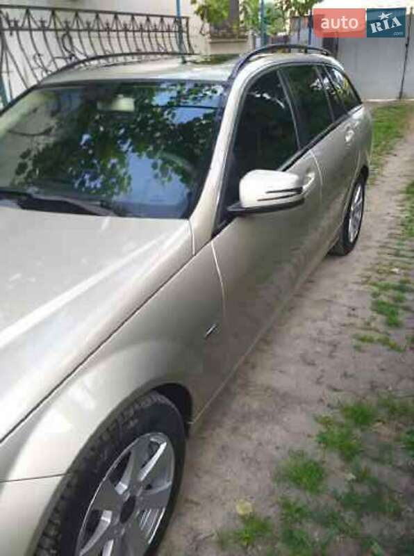 Mercedes-Benz C-Class 2009