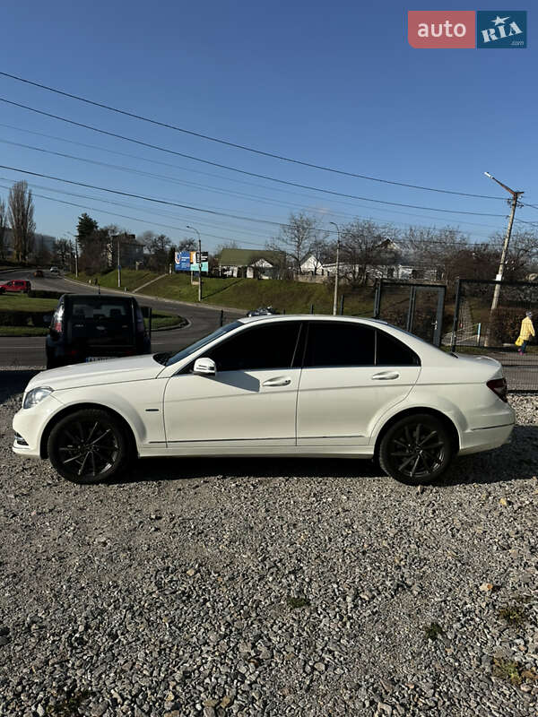 Седан Mercedes-Benz C-Class 2011 в Белой Церкви фото 4 Седан Mercedes-Benz C-Class 2011 в Белой Церкви