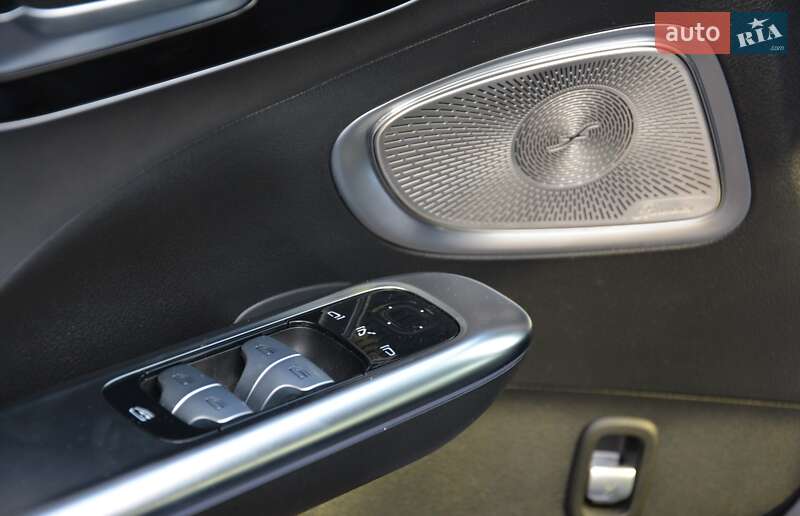 Седан Mercedes-Benz C-Class 2022 в Києві