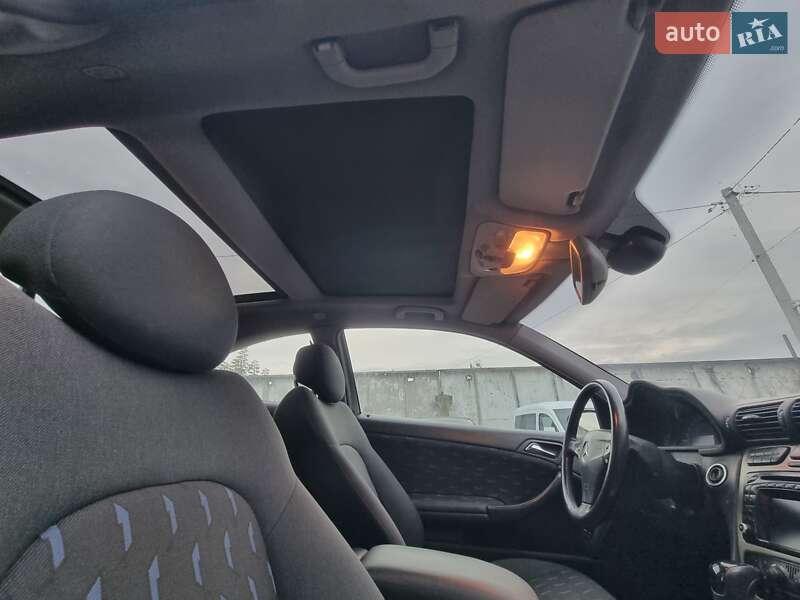 Купе Mercedes-Benz C-Class 2001 в Кременці фото 10 Купе Mercedes-Benz C-Class 2001 в Кременці