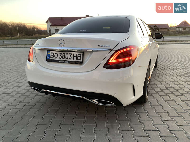 Седан Mercedes-Benz C-Class 2019 в Тернополе