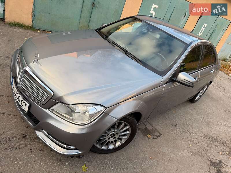 Седан Mercedes-Benz C-Class 2011 в Харькове фото 4 Седан Mercedes-Benz C-Class 2011 в Харькове