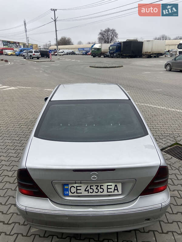 Седан Mercedes-Benz C-Class 2002 в Кіцмані