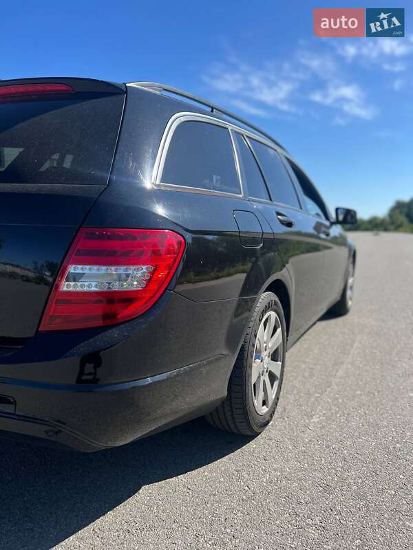 Універсал Mercedes-Benz C-Class 2012 в Києві фото 5 Універсал Mercedes-Benz C-Class 2012 в Києві