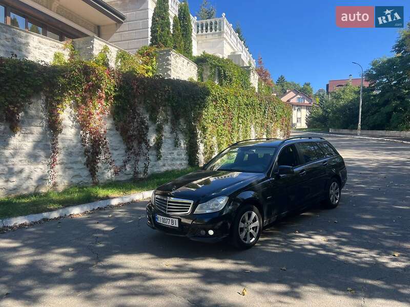 Універсал Mercedes-Benz C-Class 2012 в Києві фото 19 Універсал Mercedes-Benz C-Class 2012 в Києві