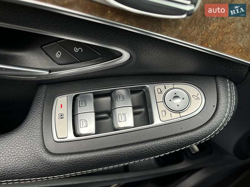 Седан Mercedes-Benz C-Class 2018 в Киеве