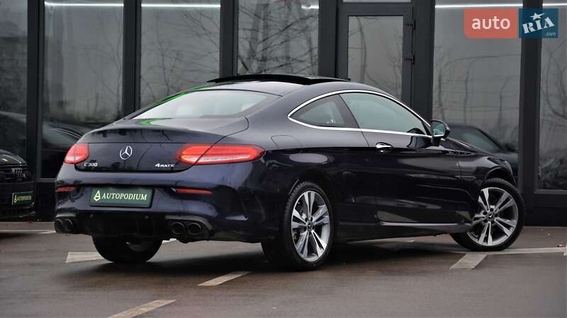 Купе Mercedes-Benz C-Class 2020 в Киеве фото 17 Купе Mercedes-Benz C-Class 2020 в Киеве