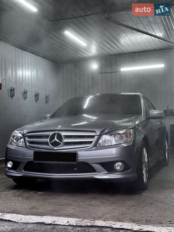 Седан Mercedes-Benz C-Class 2007 в Киеве фото 3 Седан Mercedes-Benz C-Class 2007 в Киеве