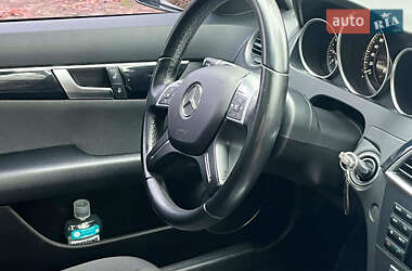 Универсал Mercedes-Benz C-Class 2013 в Киеве