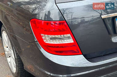 Универсал Mercedes-Benz C-Class 2013 в Киеве