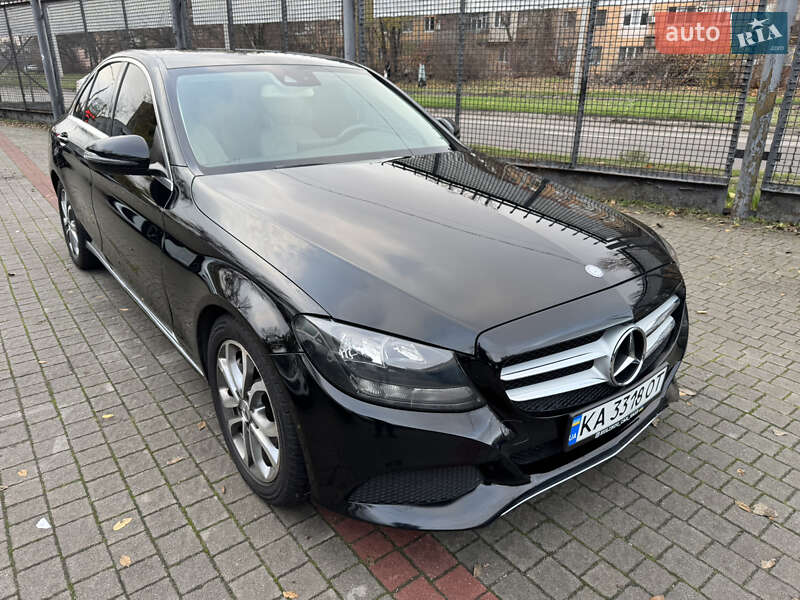 Седан Mercedes-Benz C-Class 2015 в Запорожье