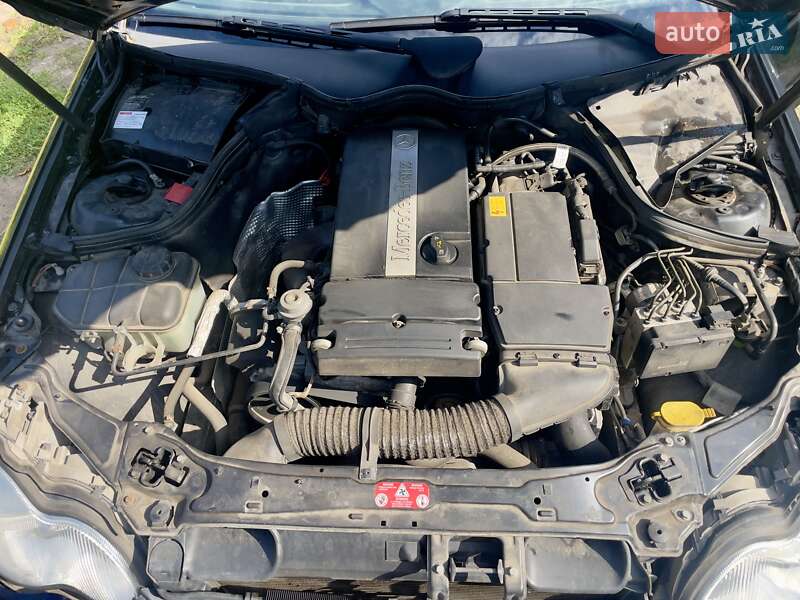 Универсал Mercedes-Benz C-Class 2003 в Киеве
