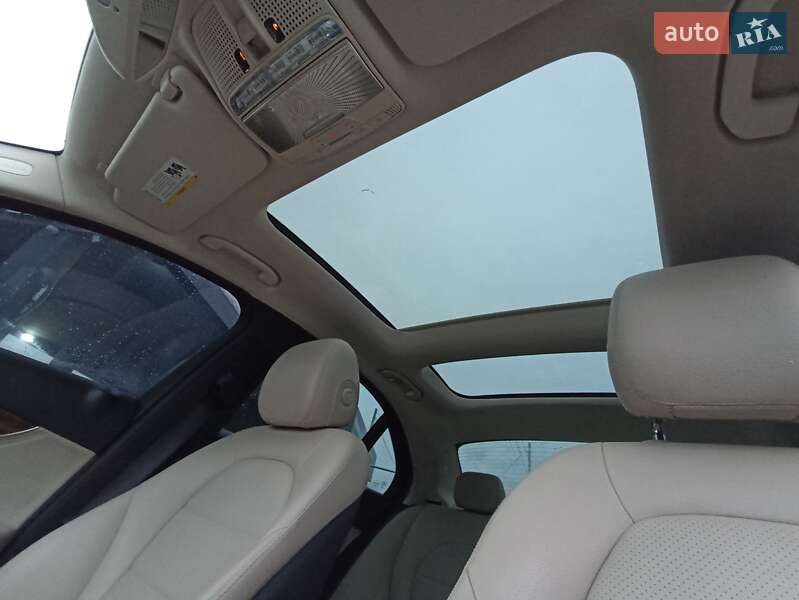 Седан Mercedes-Benz C-Class 2016 в Львові