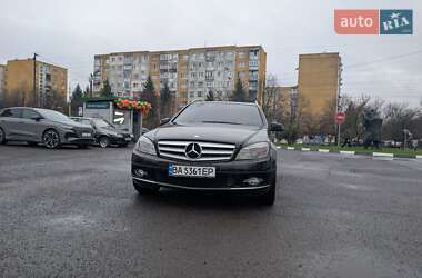 Універсал Mercedes-Benz C-Class 2009 в Ужгороді