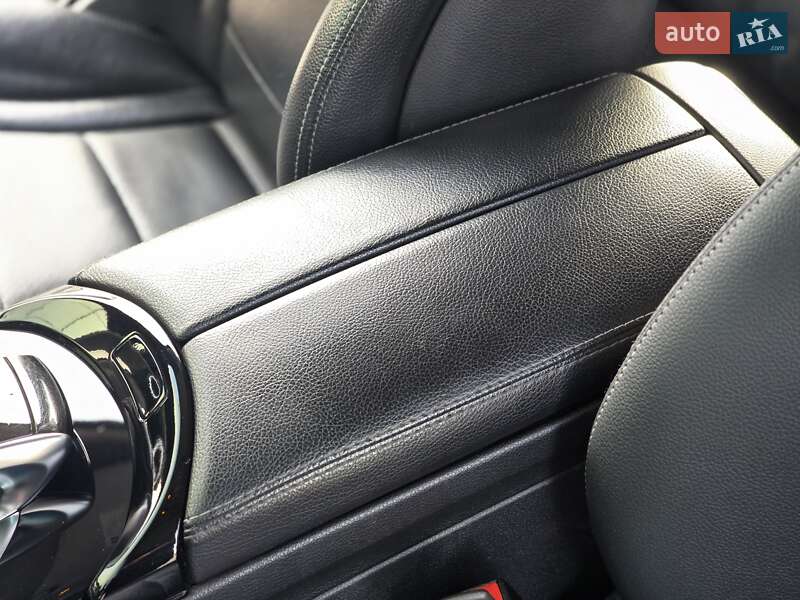 Седан Mercedes-Benz C-Class 2014 в Харькове