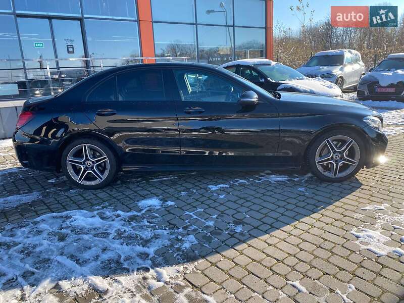 Седан Mercedes-Benz C-Class 2019 в Львове
