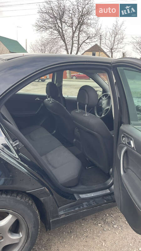 Седан Mercedes-Benz C-Class 2005 в Киеве