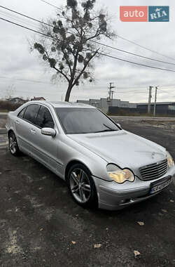 Седан Mercedes-Benz C-Class 2001 в Боярці