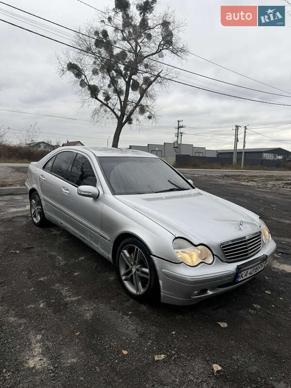 Mercedes-Benz C-Class 2001 Mercedes-Benz C-Class 2001